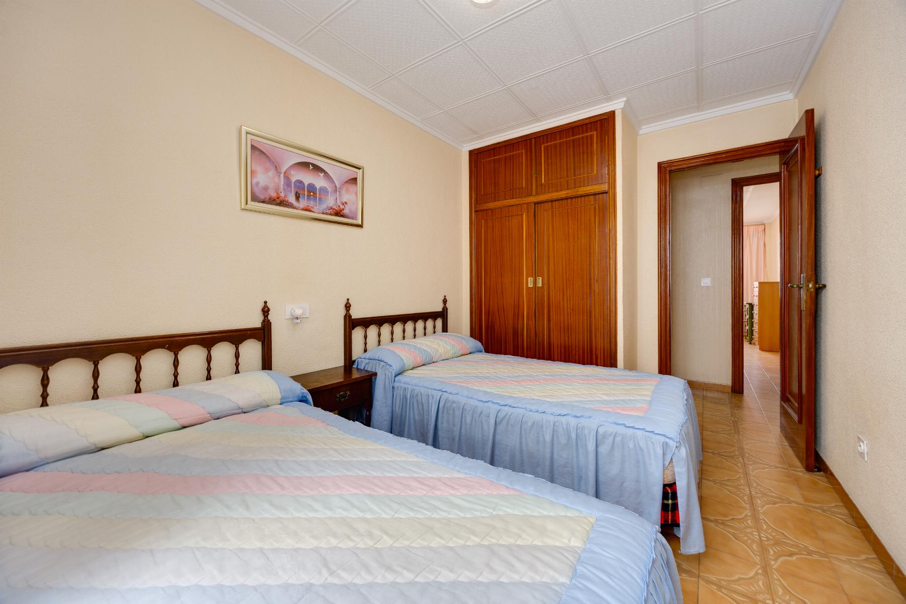 For sale - 3 Bedroom 2 Bathroom Apartment in Torrevieja - Costa Blanca  - Alicante