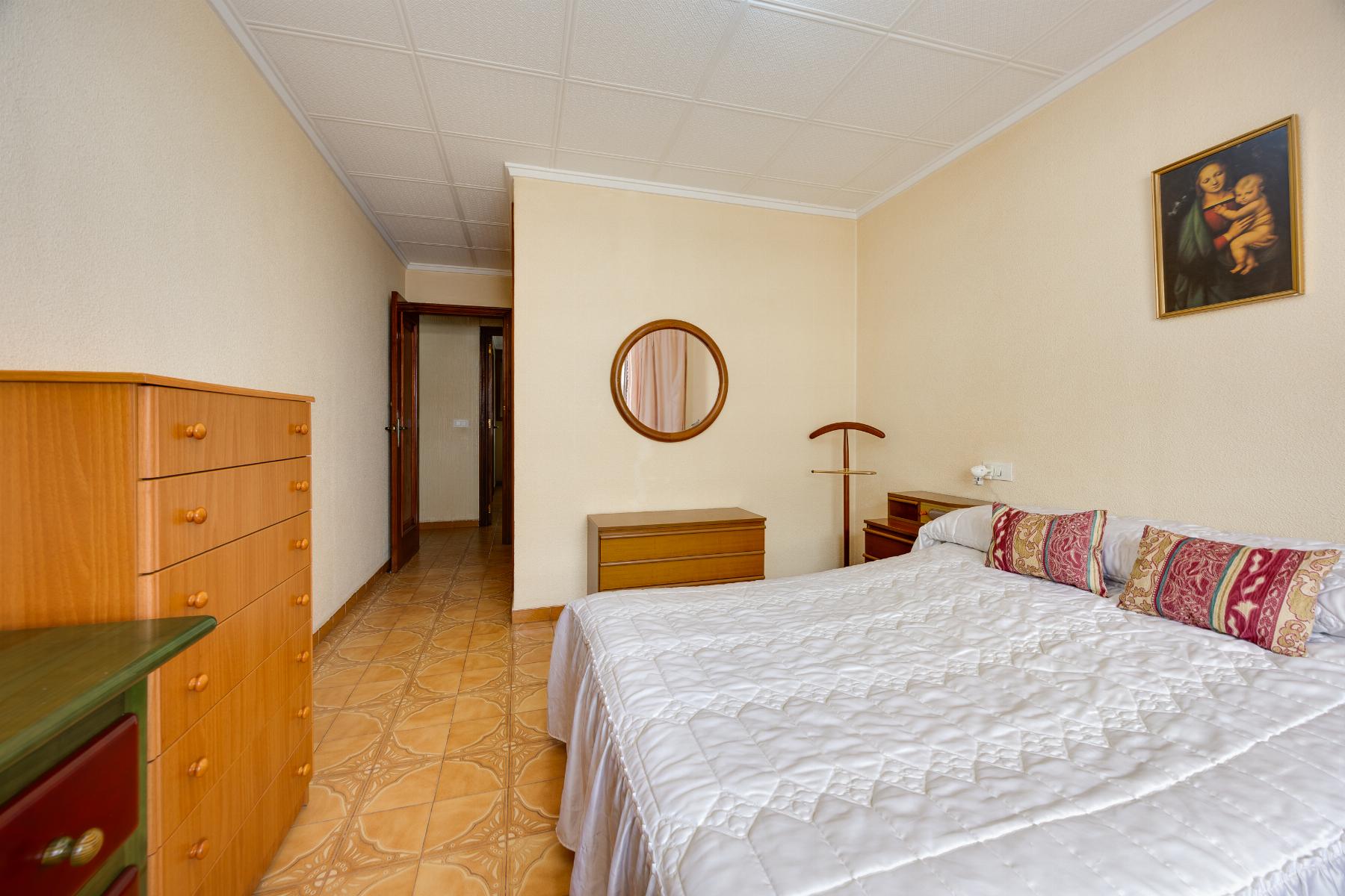 For sale - 3 Bedroom 2 Bathroom Apartment in Torrevieja - Costa Blanca  - Alicante