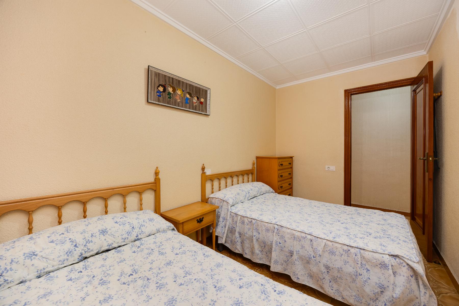 For sale - 3 Bedroom 2 Bathroom Apartment in Torrevieja - Costa Blanca  - Alicante
