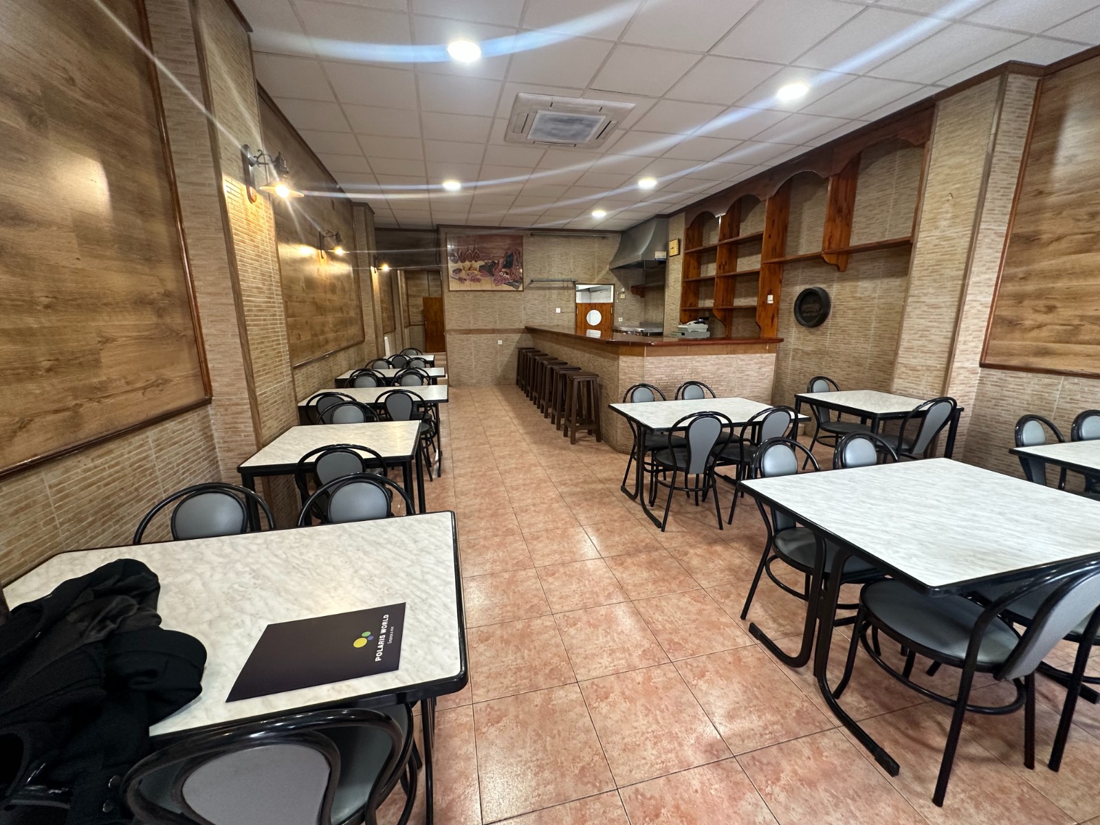 For sale - 1 Bedroom 2 Bathroom Business premises in Torrevieja - Torrevieja  - -