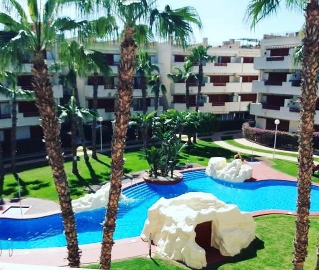 3 Bedroom 2 Bathroom Apartment in Orihuela Costa