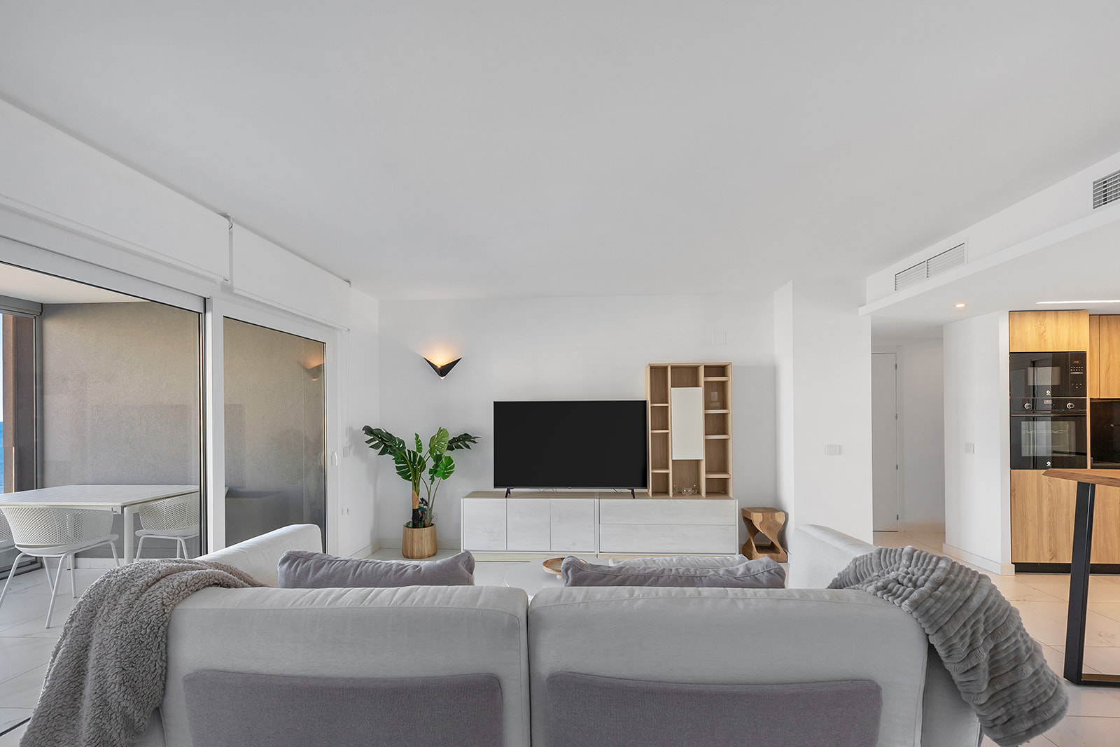 For sale - 2 Bedroom 2 Bathroom Apartment in Torrevieja - Punta Prima  - Alicante