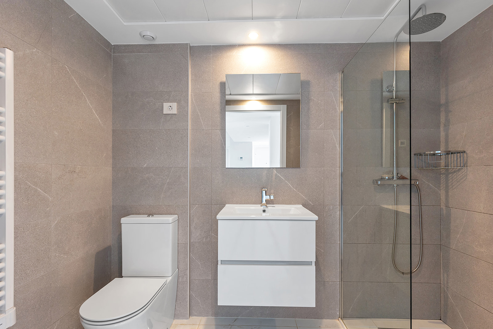 For sale - 2 Bedroom 2 Bathroom Apartment in Torrevieja - Punta Prima  - Alicante