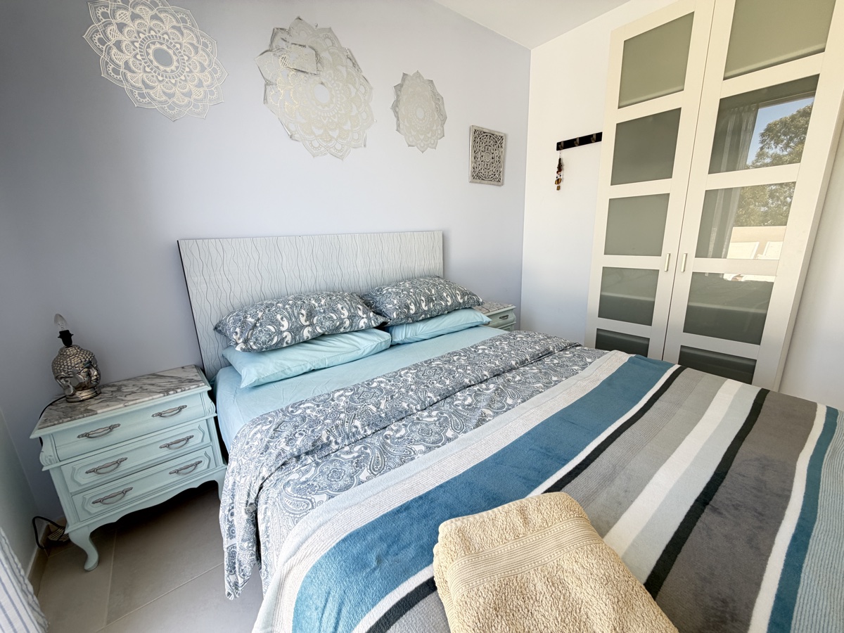 For sale - 4 Bedroom 3 Bathroom Villa in Mil Palmeras - , Mil Palmeras, Alicante, Spain - Alicante