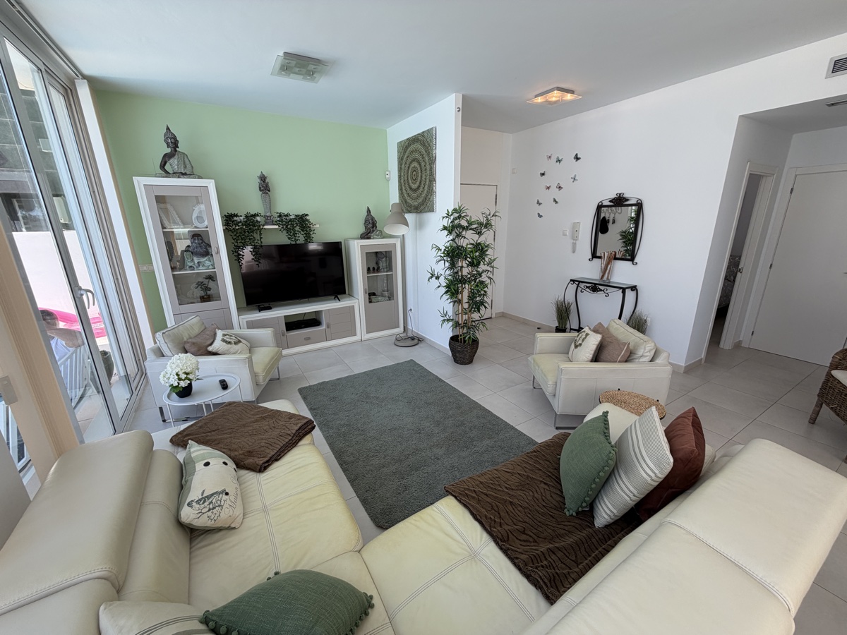 For sale - 4 Bedroom 3 Bathroom Villa in Mil Palmeras - , Mil Palmeras, Alicante, Spain - Alicante