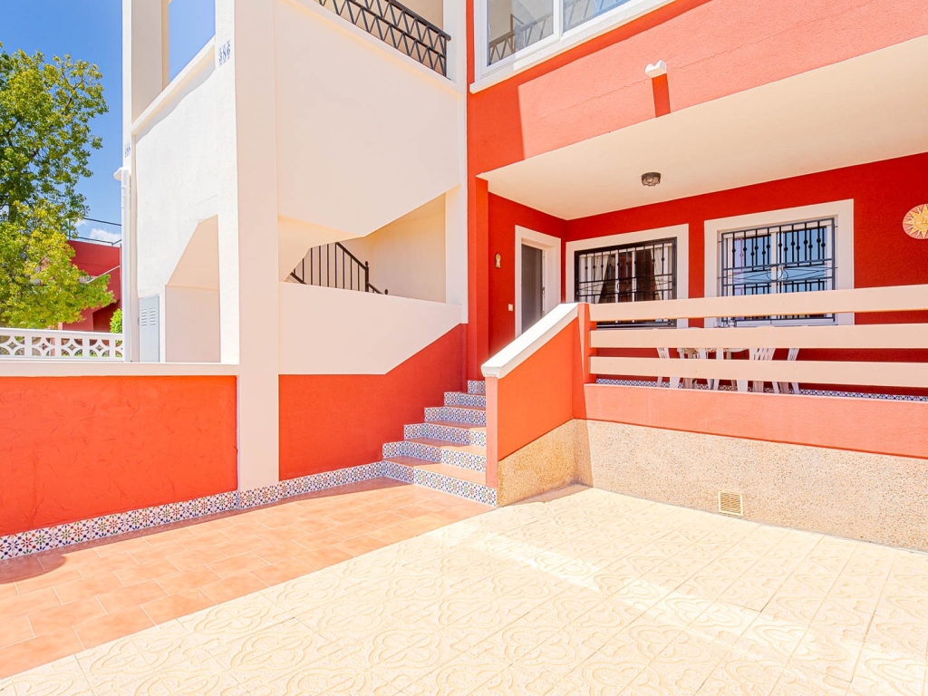 2 Bedroom 2 Bathroom Apartament in Los Altos