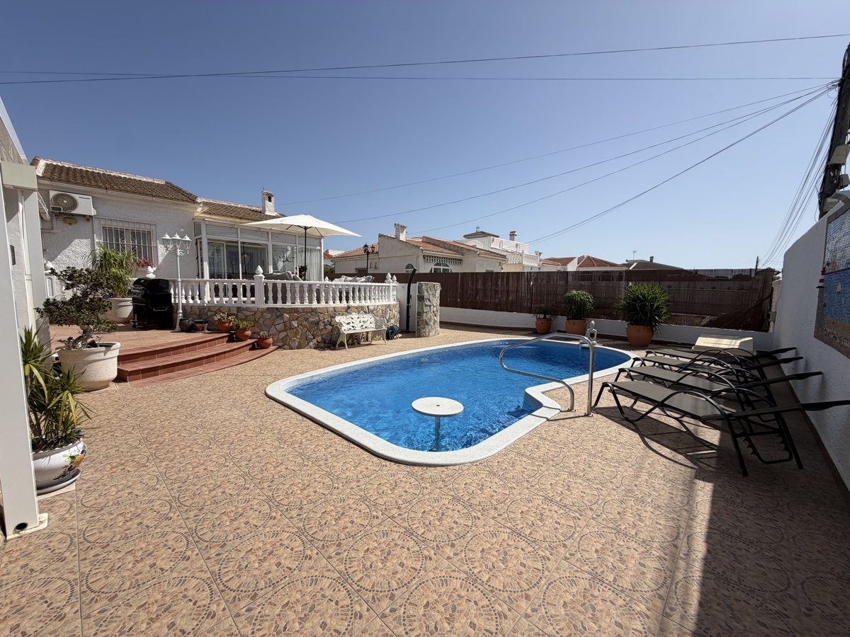 For sale - 3 Bedroom 3 Bathroom Bungalow in San Luis - , San Luis, Alicante, Spain - Alicante