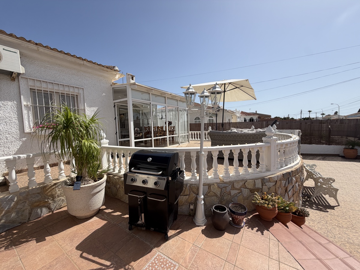 For sale - 3 Bedroom 3 Bathroom Bungalow in San Luis - , San Luis, Alicante, Spain - Alicante