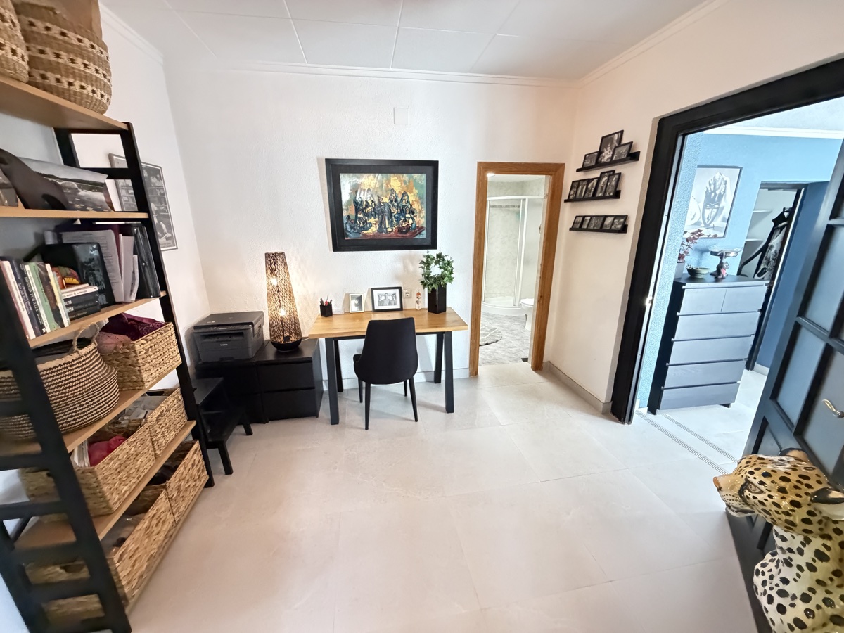 For sale - 3 Bedroom 3 Bathroom Bungalow in San Luis - , San Luis, Alicante, Spain - Alicante