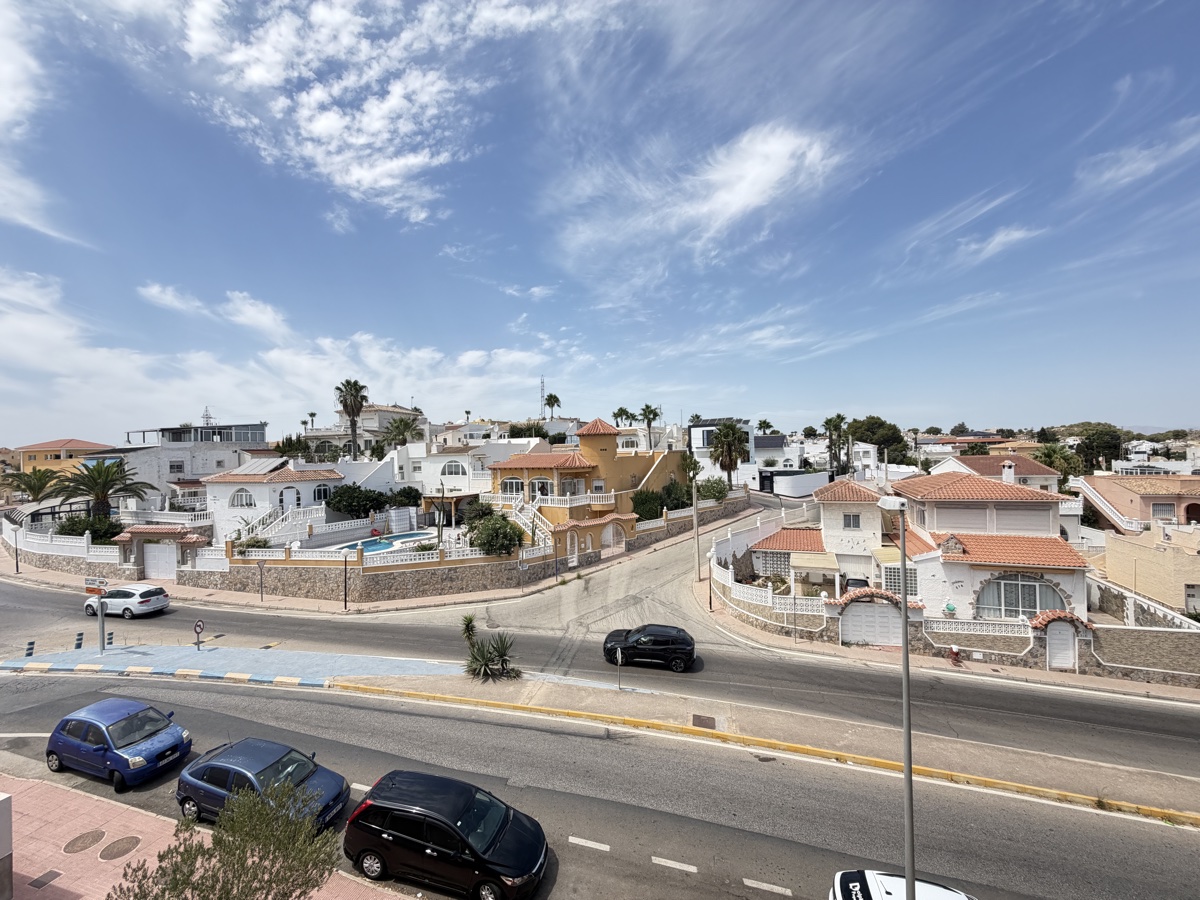 For sale - 2 Bedroom 1 Bathroom Apartment in Villamartin - , Villamartin, Alicante, Spain - Alicante