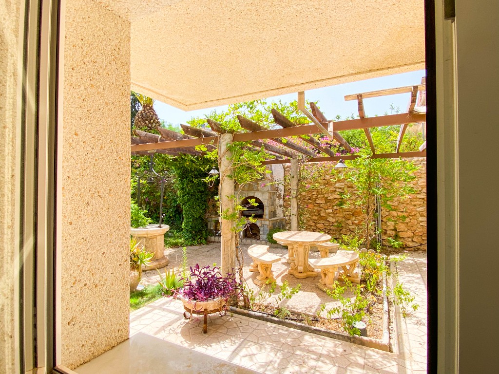 For sale - 7 Bedroom 5 Bathroom Villa in Villamartín - Villamartin  - Alicante