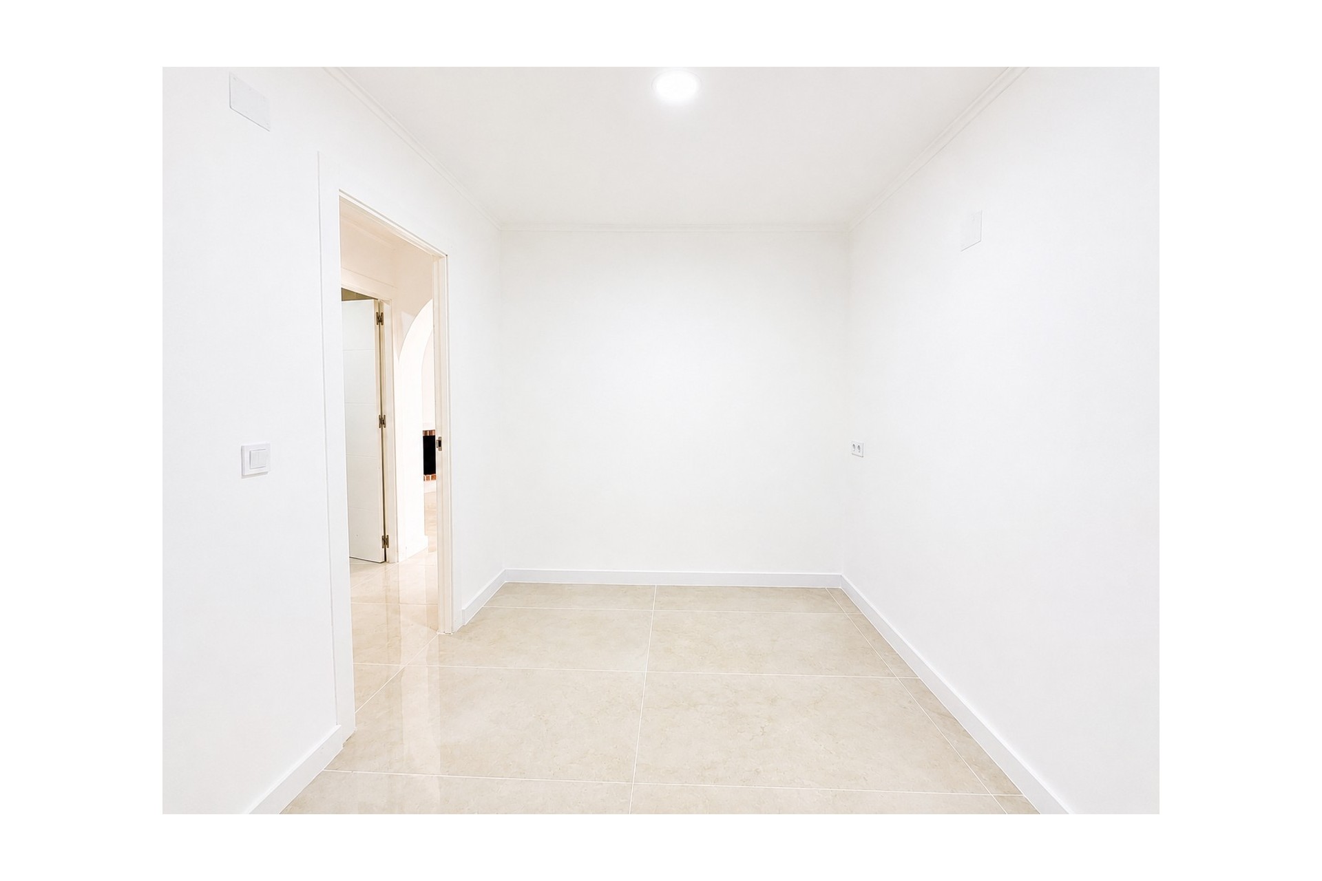 For sale - 2 Bedroom 1 Bathroom Ground Floor Bungalow in Torrevieja - La Siesta - El Salado - Torreta  - Alicante