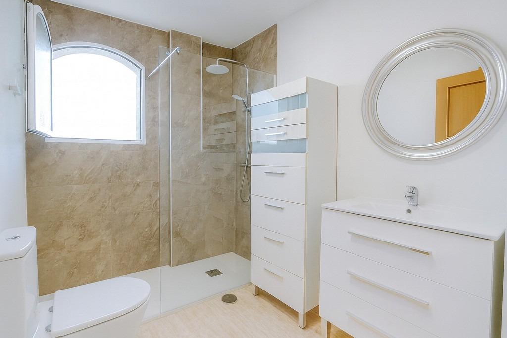 For sale - 3 Bedroom 2 Bathroom Terraced house in Dehesa de campoamor - Campoamor  - Alicante