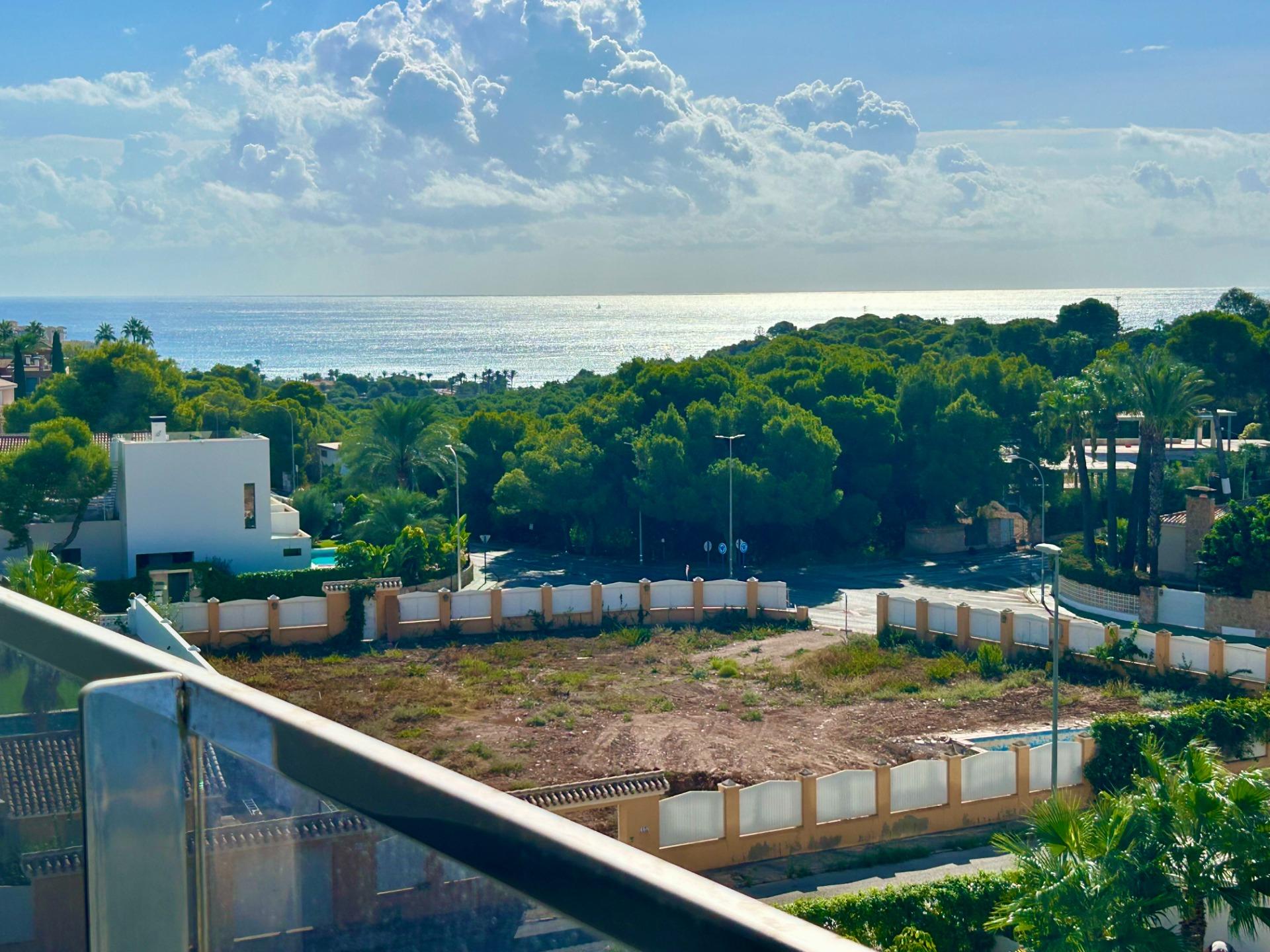 For sale - 2 Bedroom 2 Bathroom Apartment in Dehesa de campoamor - Campoamor  - Alicante