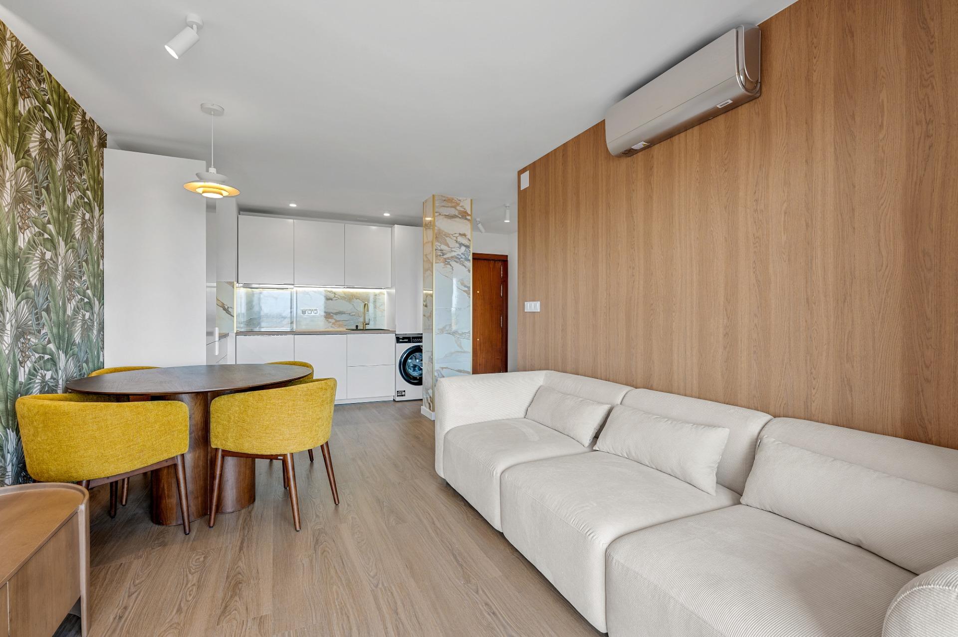 For sale - 2 Bedroom 2 Bathroom Apartment in Torrevieja - Punta Prima  - Alicante