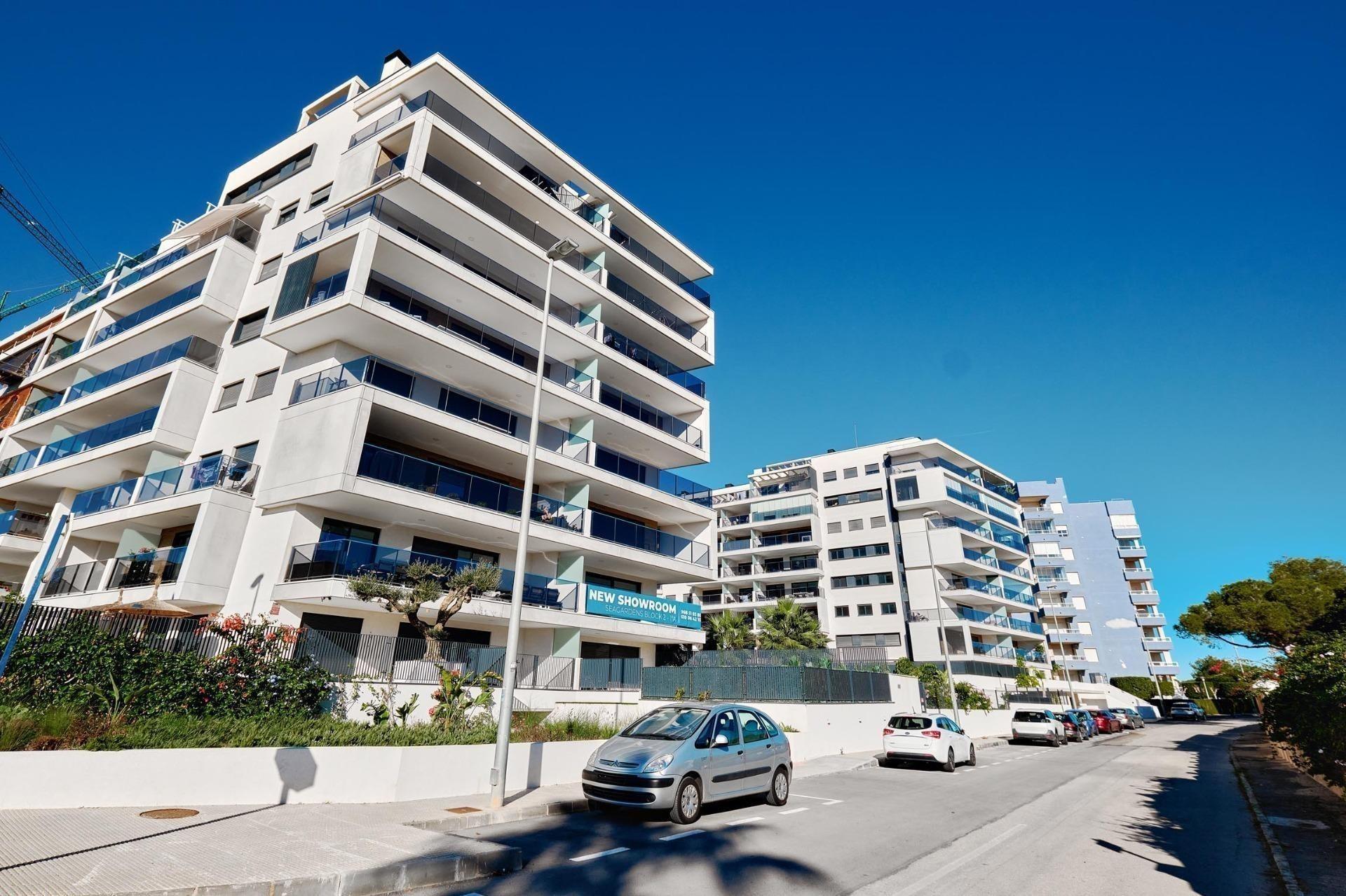 For sale - 2 Bedroom 2 Bathroom Apartment in Dehesa de campoamor - Campoamor  - Alicante