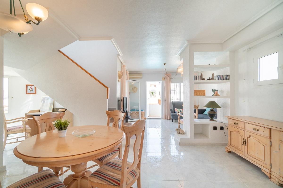 For sale - 2 Bedroom 2 Bathroom Duplex in Orihuela Costa - Playa Flamenca  - Alicante