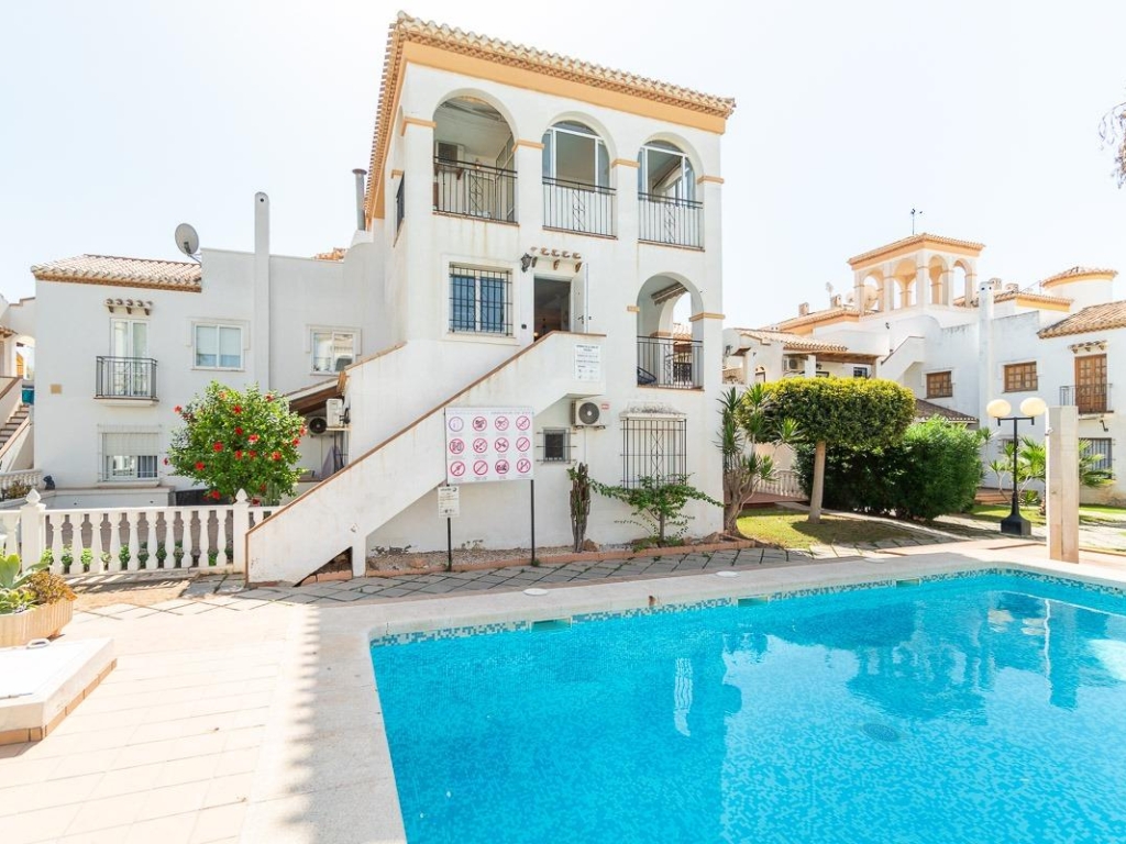 2 Bedroom 2 Bathroom Duplex in Orihuela Costa