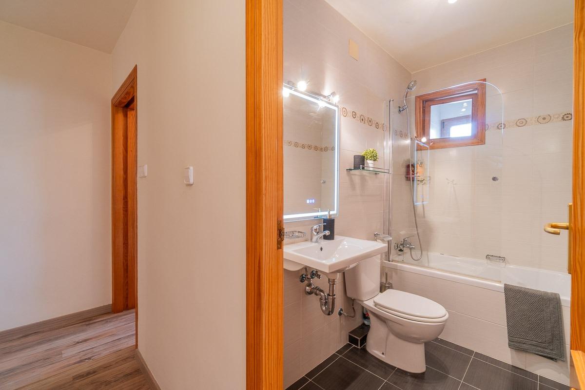 For sale - 3 Bedroom 2 Bathroom Flat in Torrevieja - Playa de los Naufragos  - Alicante