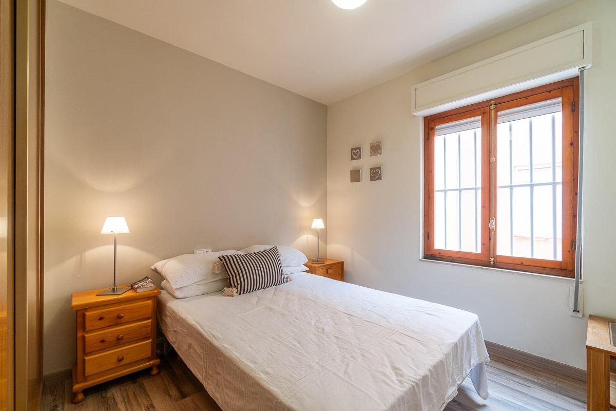 For sale - 3 Bedroom 2 Bathroom Flat in Torrevieja - Playa de los Naufragos  - Alicante