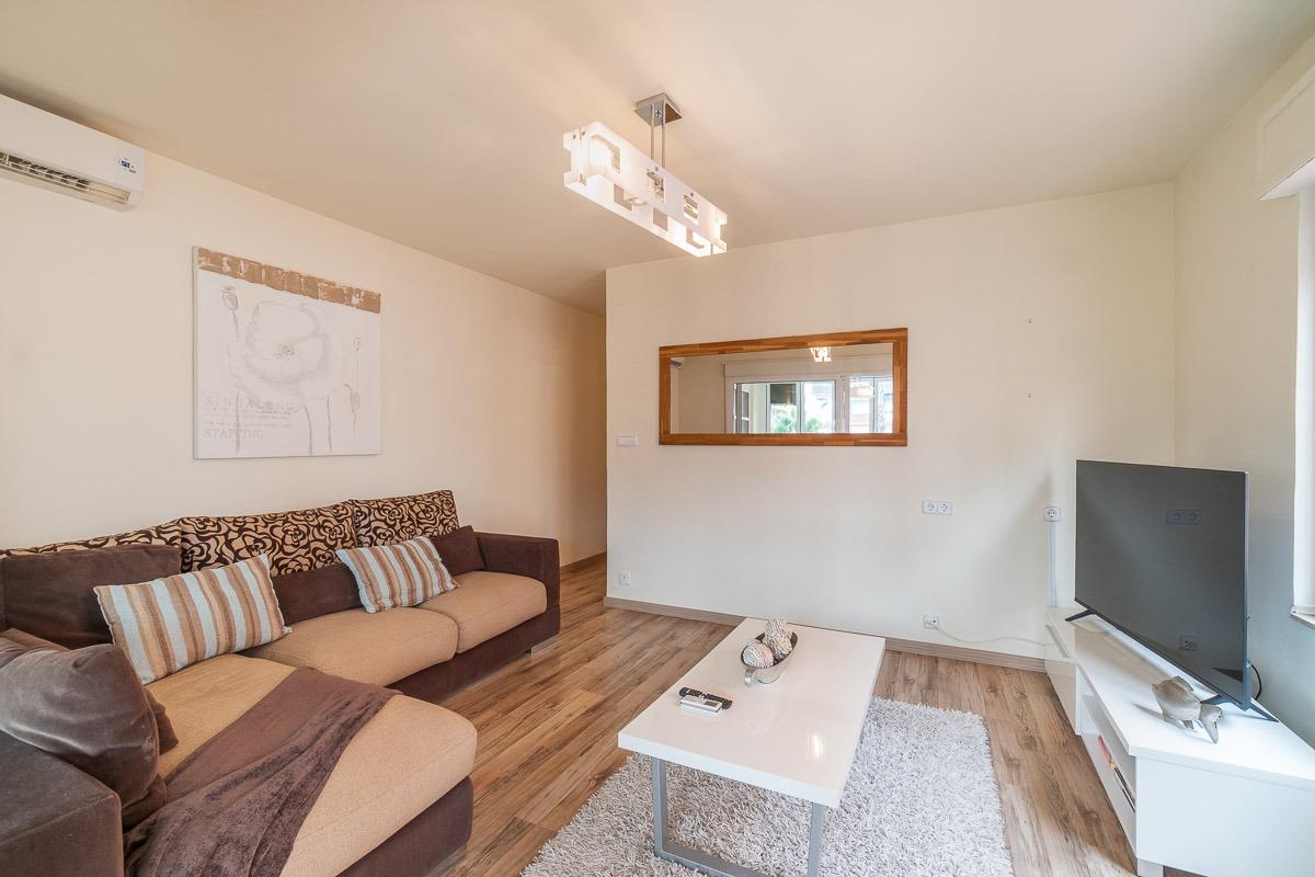 For sale - 3 Bedroom 2 Bathroom Flat in Torrevieja - Playa de los Naufragos  - Alicante