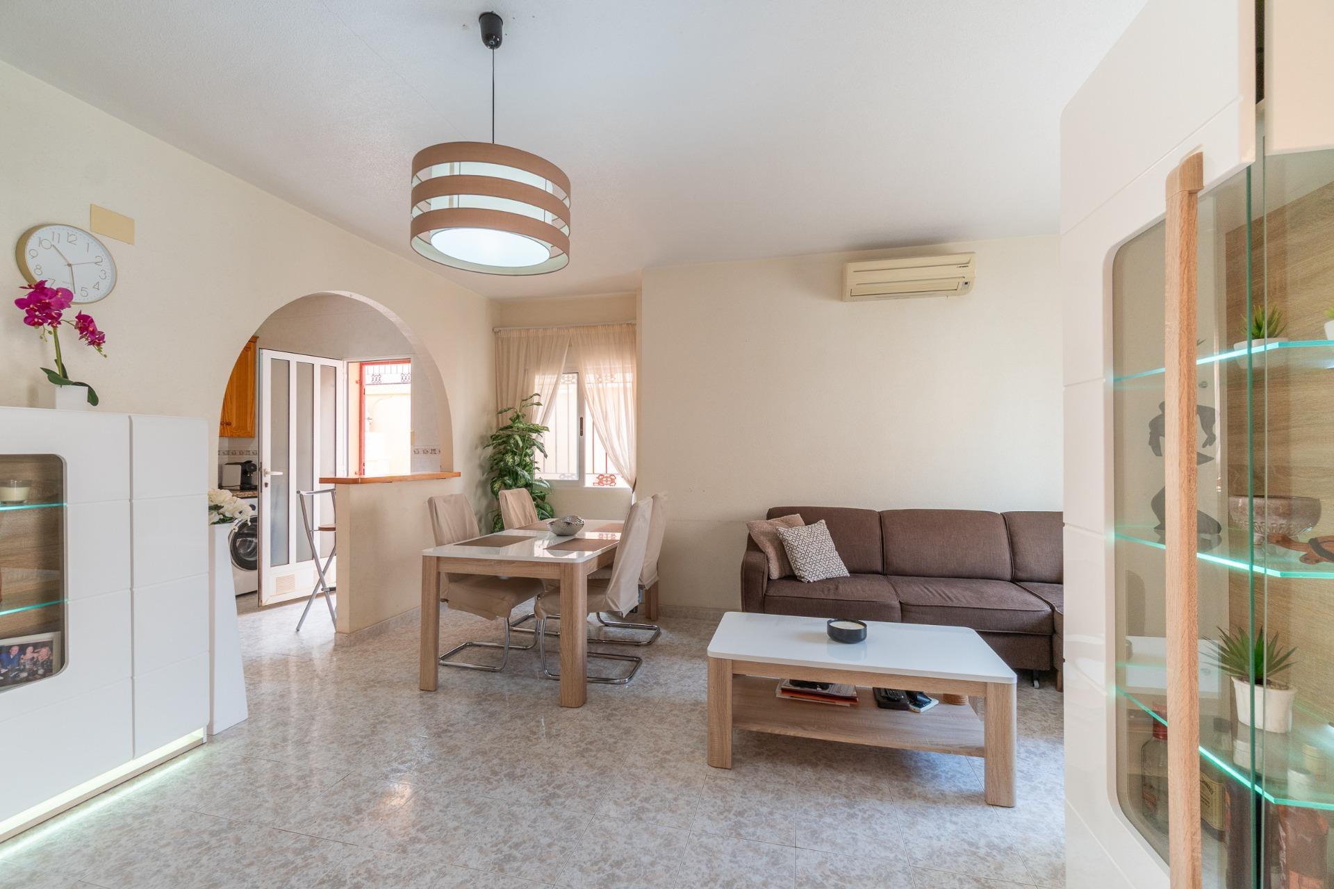 For sale - 3 Bedroom 2 Bathroom Terraced house in Orihuela Costa - Playa Flamenca  - Alicante