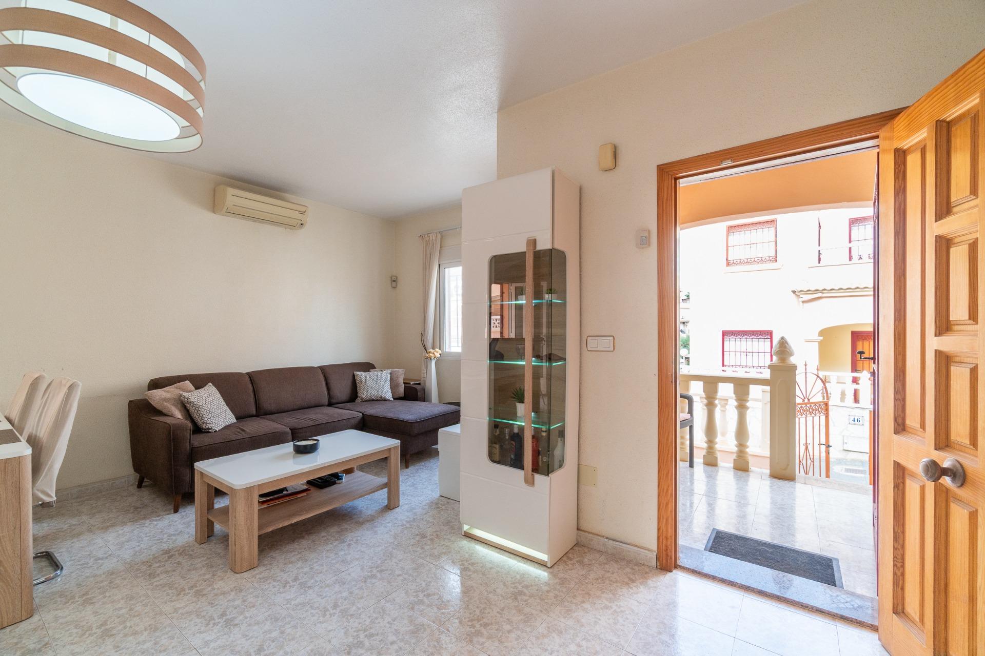 For sale - 3 Bedroom 2 Bathroom Terraced house in Orihuela Costa - Playa Flamenca  - Alicante