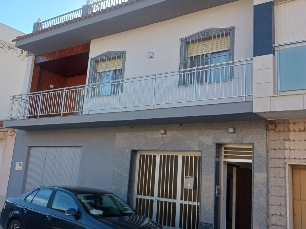 6 Bedroom 2 Bathroom Town House in San Pedro del Pinatar