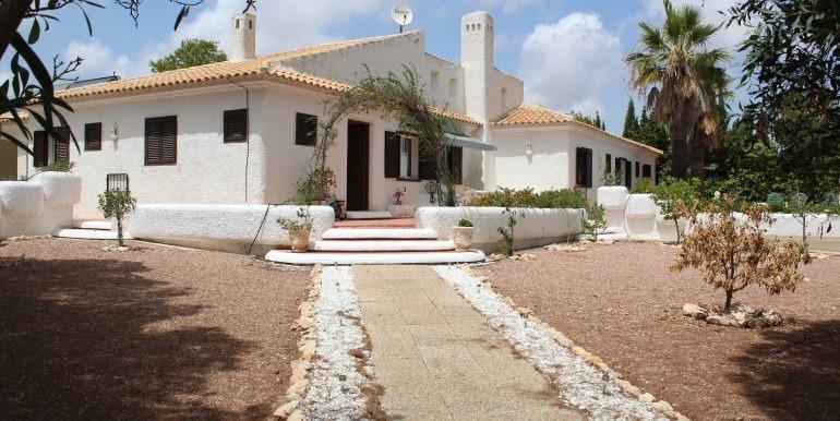 4 Bedroom 3 Bathroom Villa in Orihuela Costa