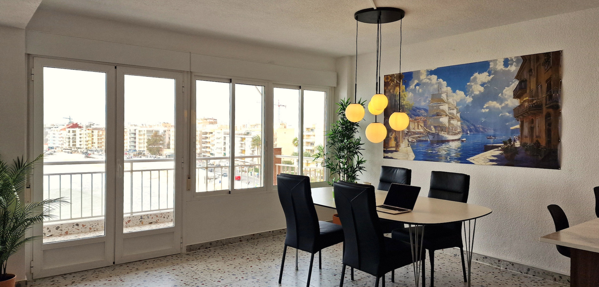 For sale - 2 Bedroom 1 Bathroom Apartment in Torrevieja - Costa Blanca  - Alicante