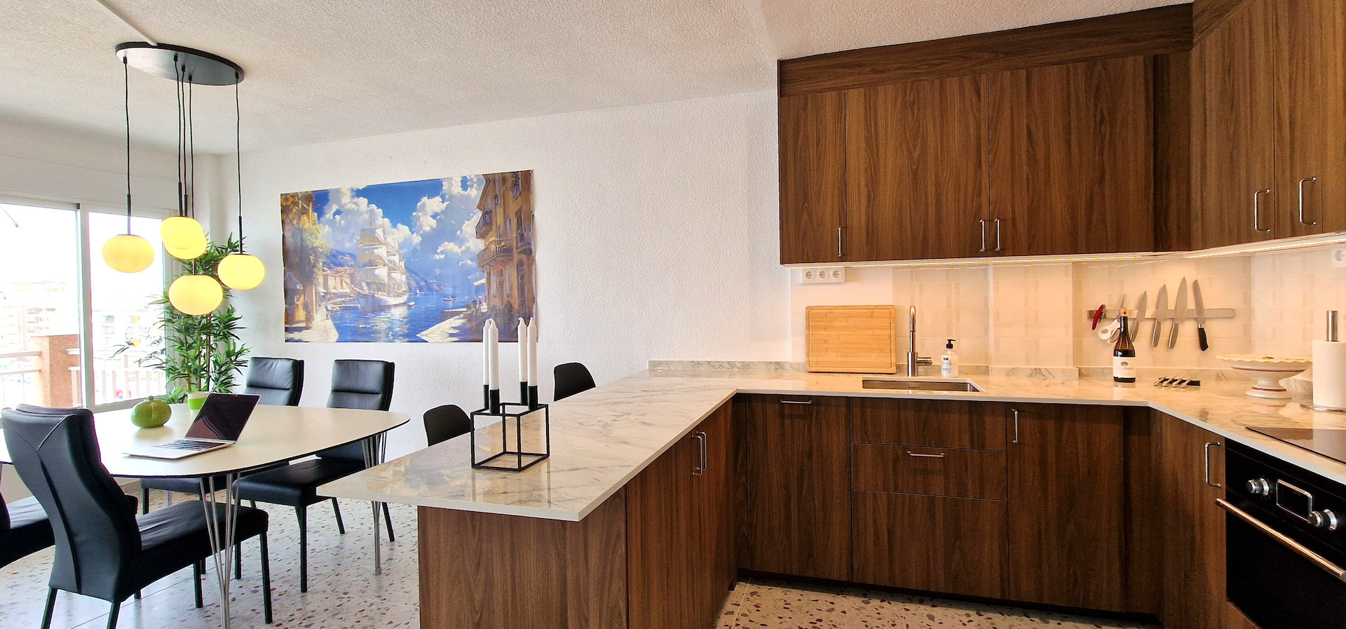 For sale - 2 Bedroom 1 Bathroom Apartment in Torrevieja - Costa Blanca  - Alicante
