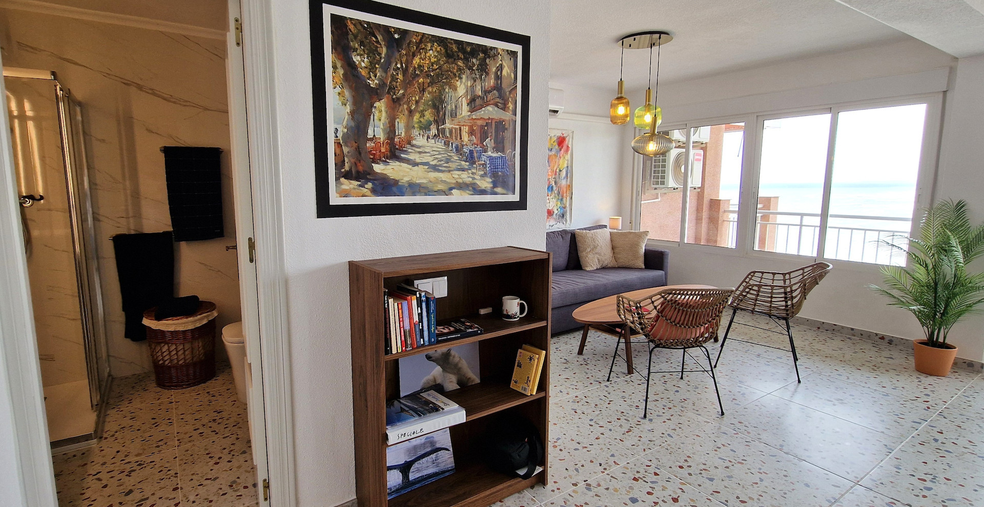 For sale - 2 Bedroom 1 Bathroom Apartment in Torrevieja - Costa Blanca  - Alicante