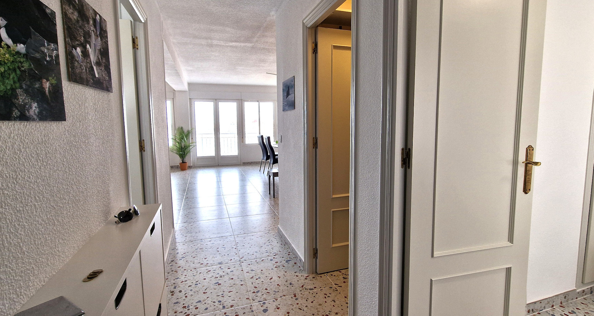 For sale - 2 Bedroom 1 Bathroom Apartment in Torrevieja - Costa Blanca  - Alicante