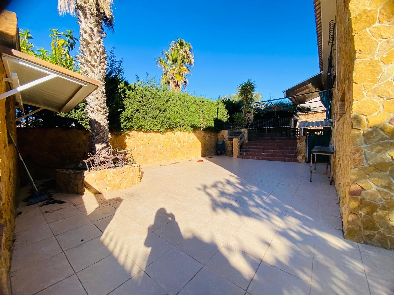 For sale - 2 Bedroom 2 Bathroom Villa in Orihuela Costa - La Florida  - Alicante