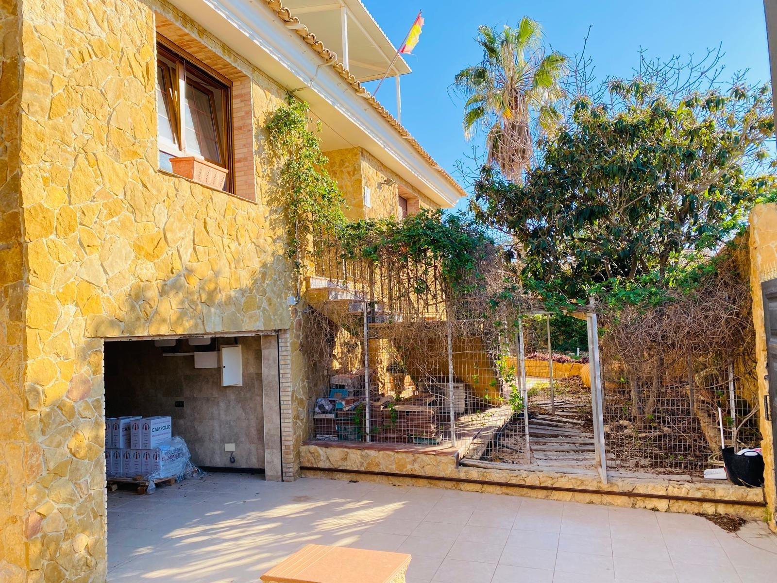 For sale - 2 Bedroom 2 Bathroom Villa in Orihuela Costa - La Florida  - Alicante