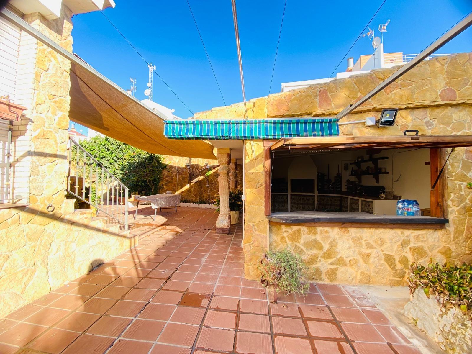 For sale - 2 Bedroom 2 Bathroom Villa in Orihuela Costa - La Florida  - Alicante