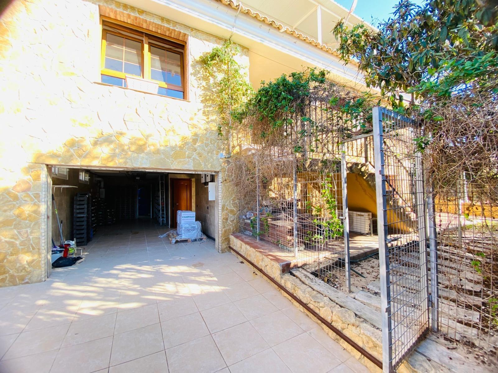 For sale - 2 Bedroom 2 Bathroom Villa in Orihuela Costa - La Florida  - Alicante