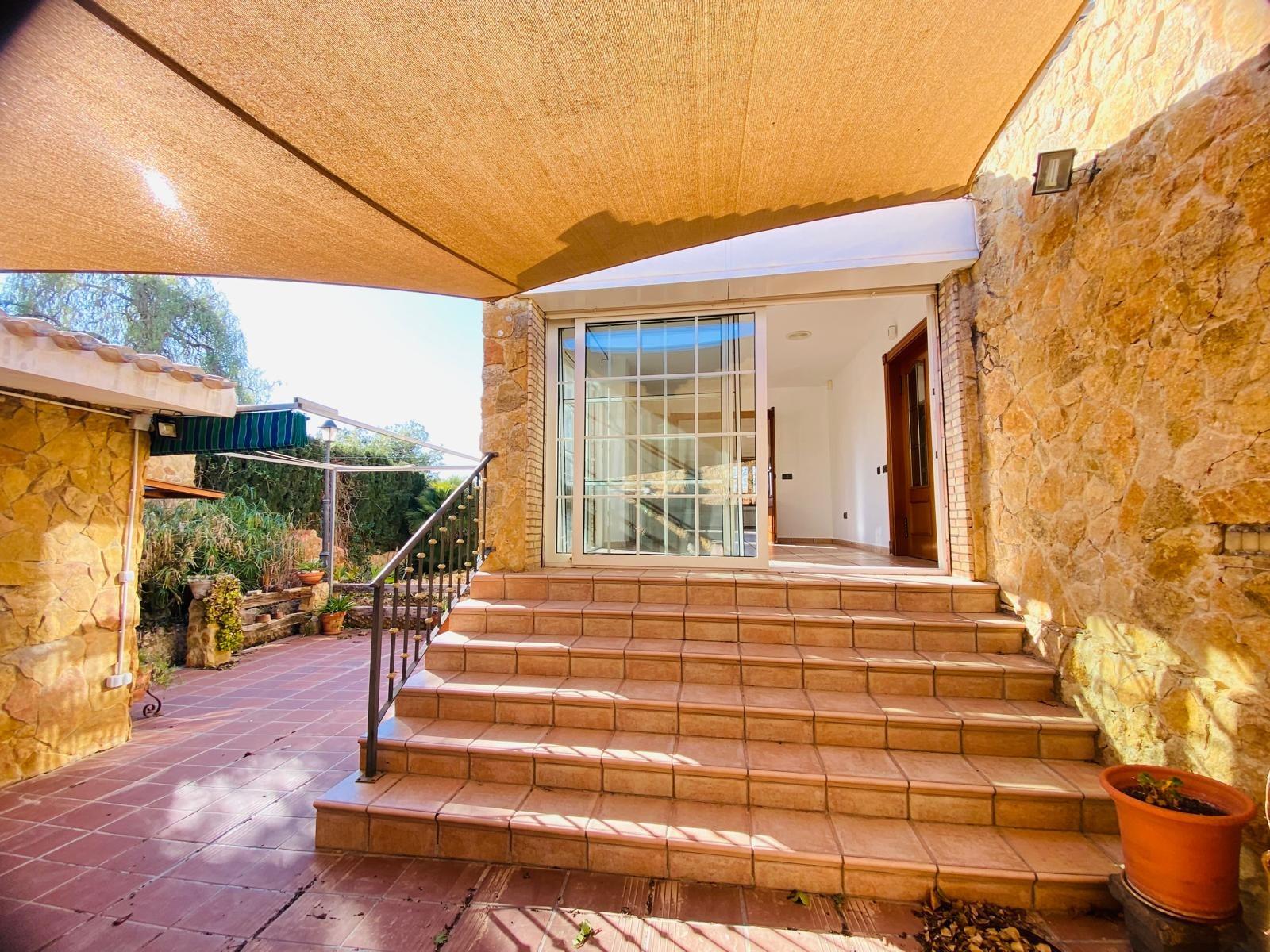 For sale - 2 Bedroom 2 Bathroom Villa in Orihuela Costa - La Florida  - Alicante