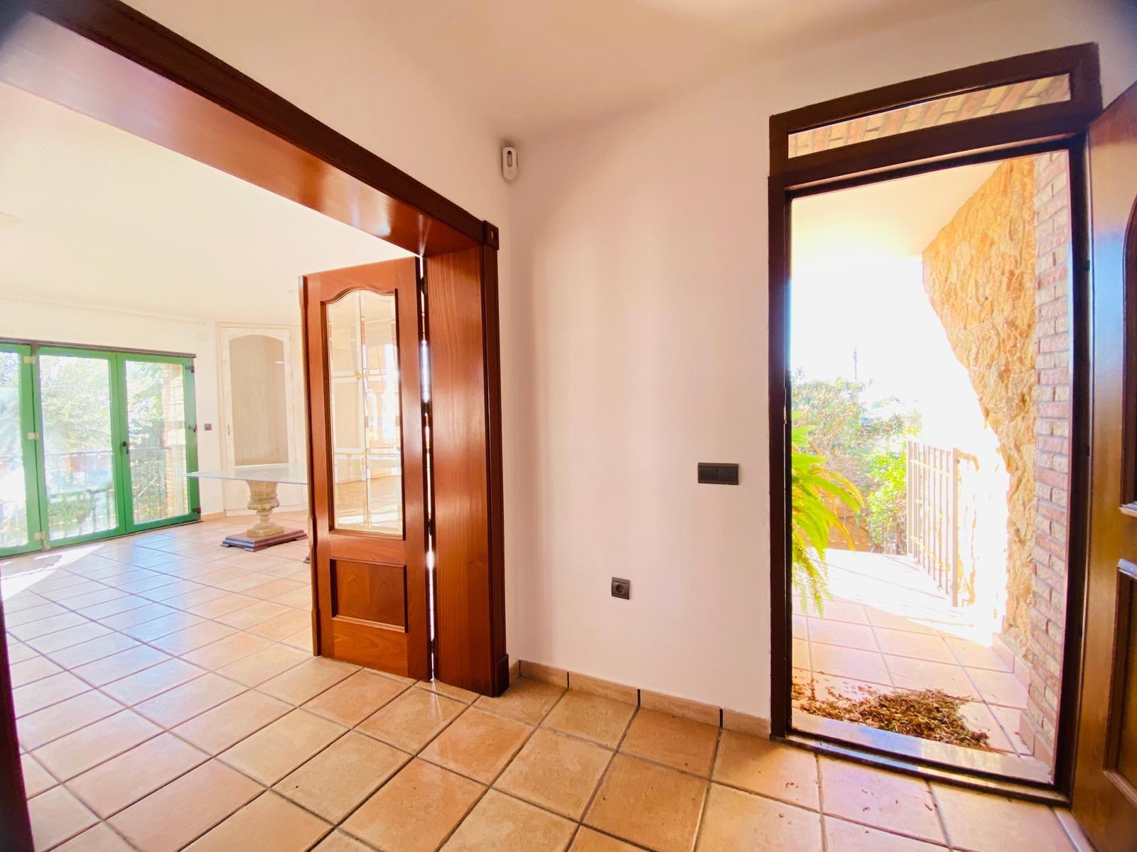 For sale - 2 Bedroom 2 Bathroom Villa in Orihuela Costa - La Florida  - Alicante