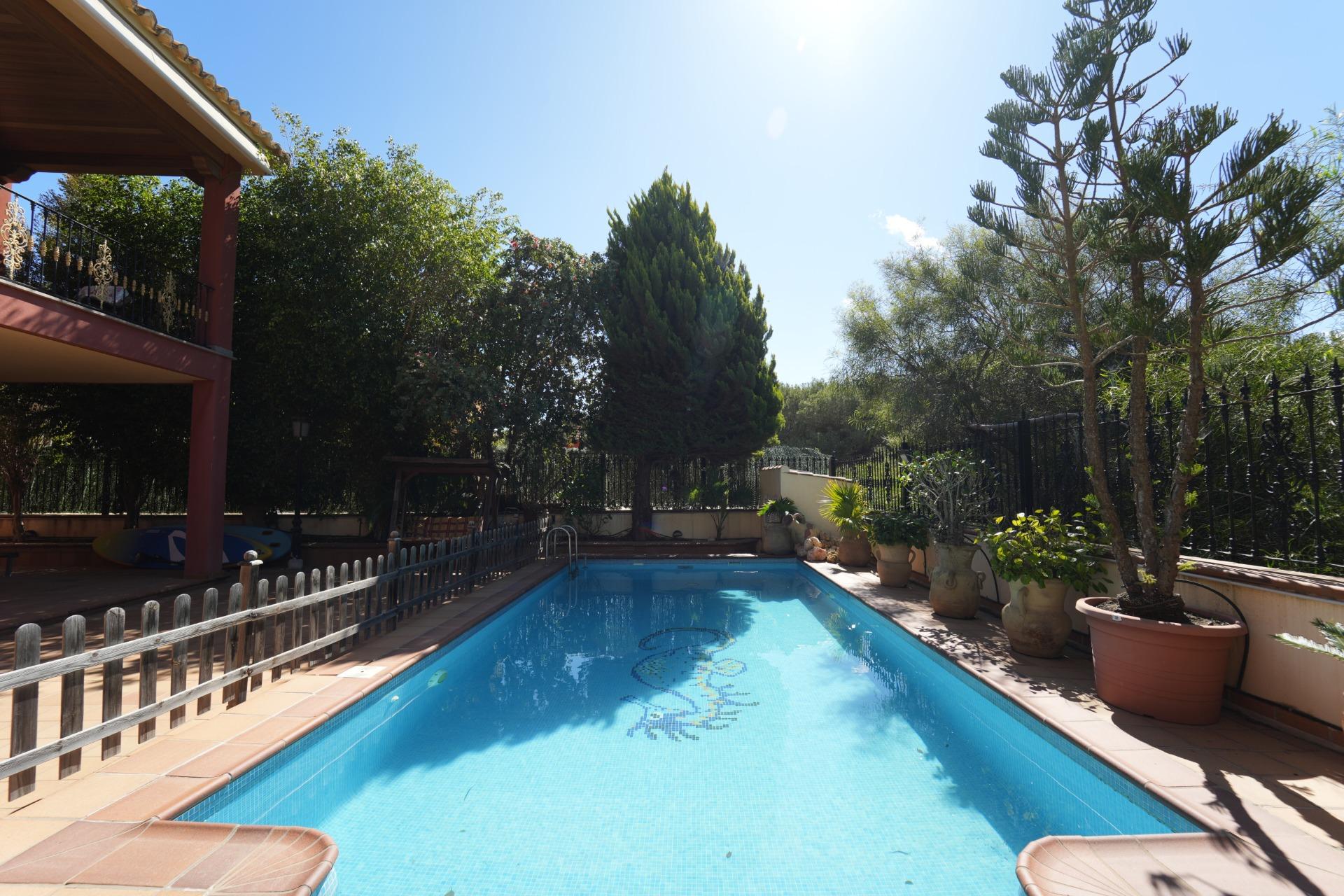 For sale - 8 Bedroom 6 Bathroom Villa in Orihuela Costa - Campoamor  - Alicante