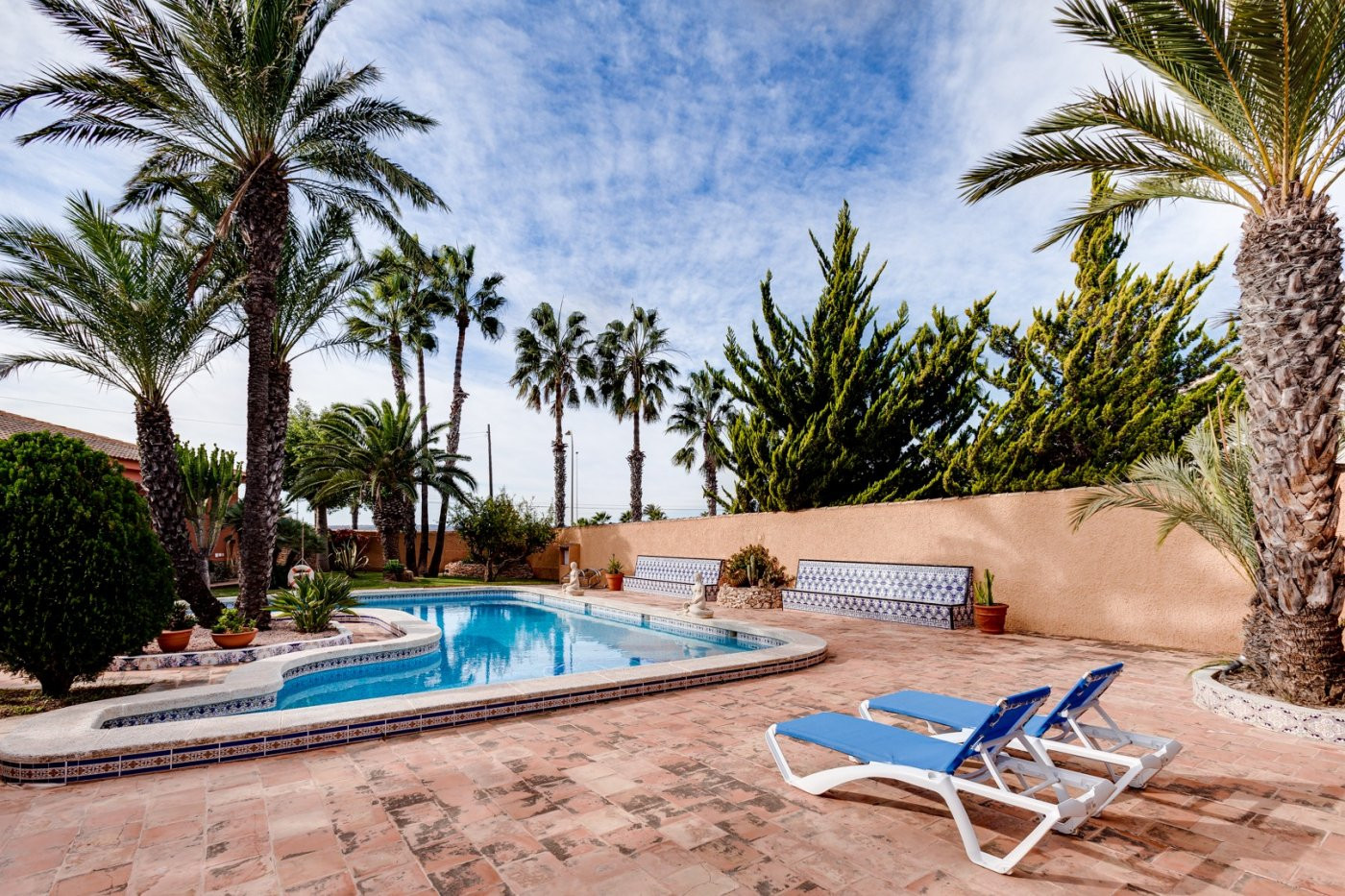 For sale - 5 Bedroom 3 Bathroom Villa in Torrevieja - San Luis  - Alicante