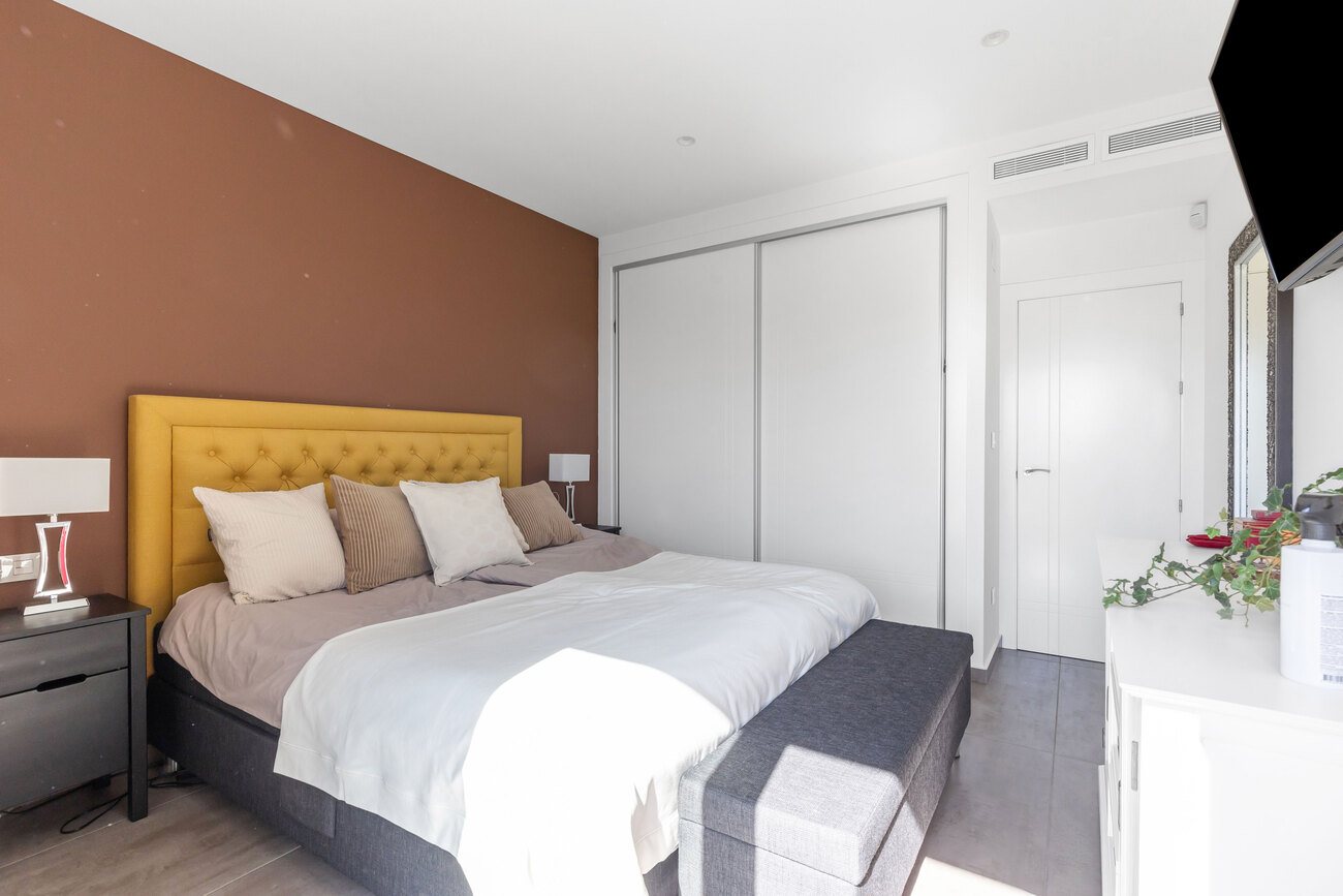 For sale - 4 Bedroom 3 Bathroom Villa in Torrevieja - Rosaleda  - Alicante