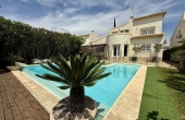 27-18-311-11-622/81017, 4 Bedroom 3 Bathroom Villa in Orihuela Costa