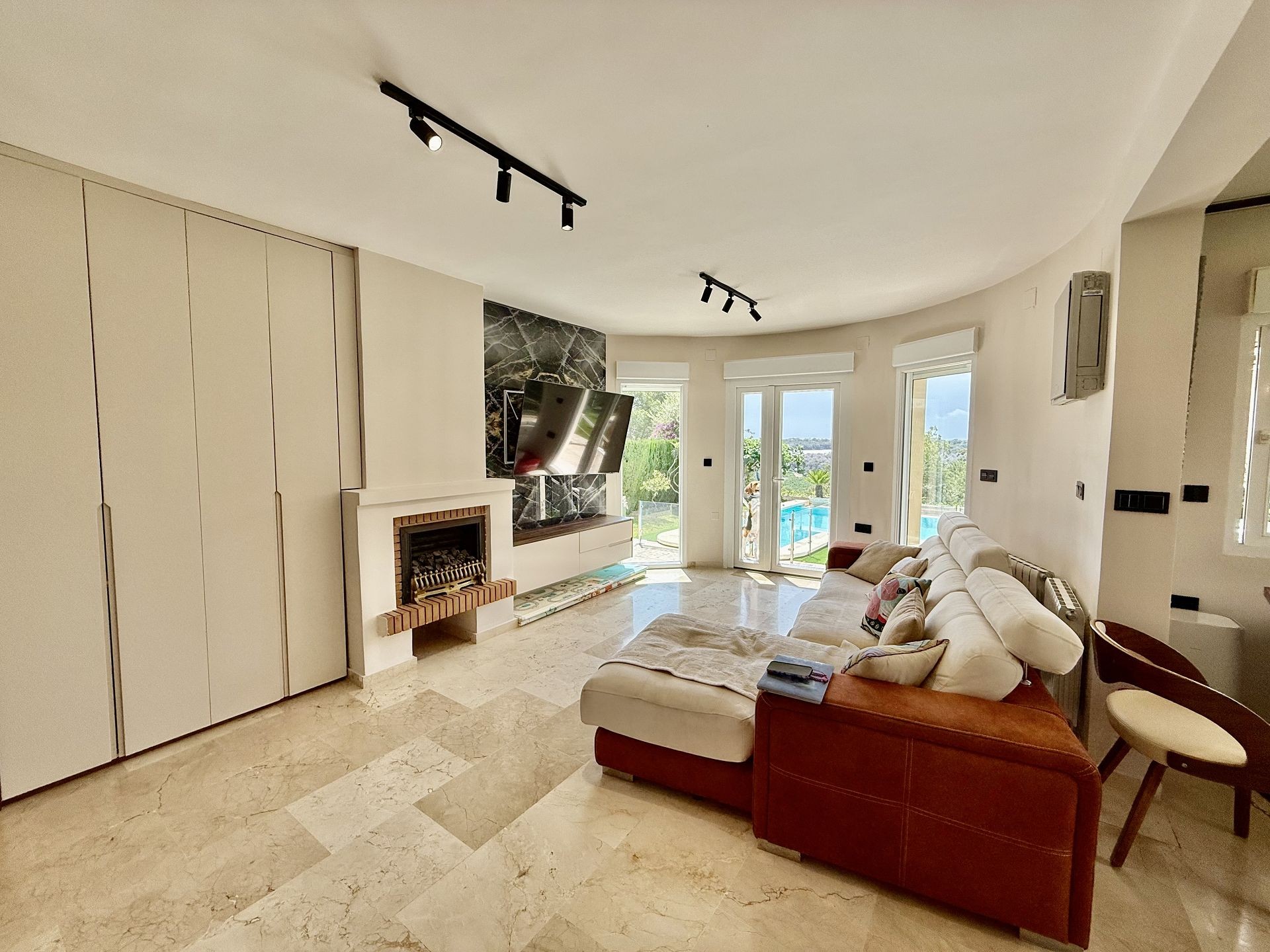 For sale - 4 Bedroom 3 Bathroom Villa in Orihuela Costa - Costa Blanca  - Alicante