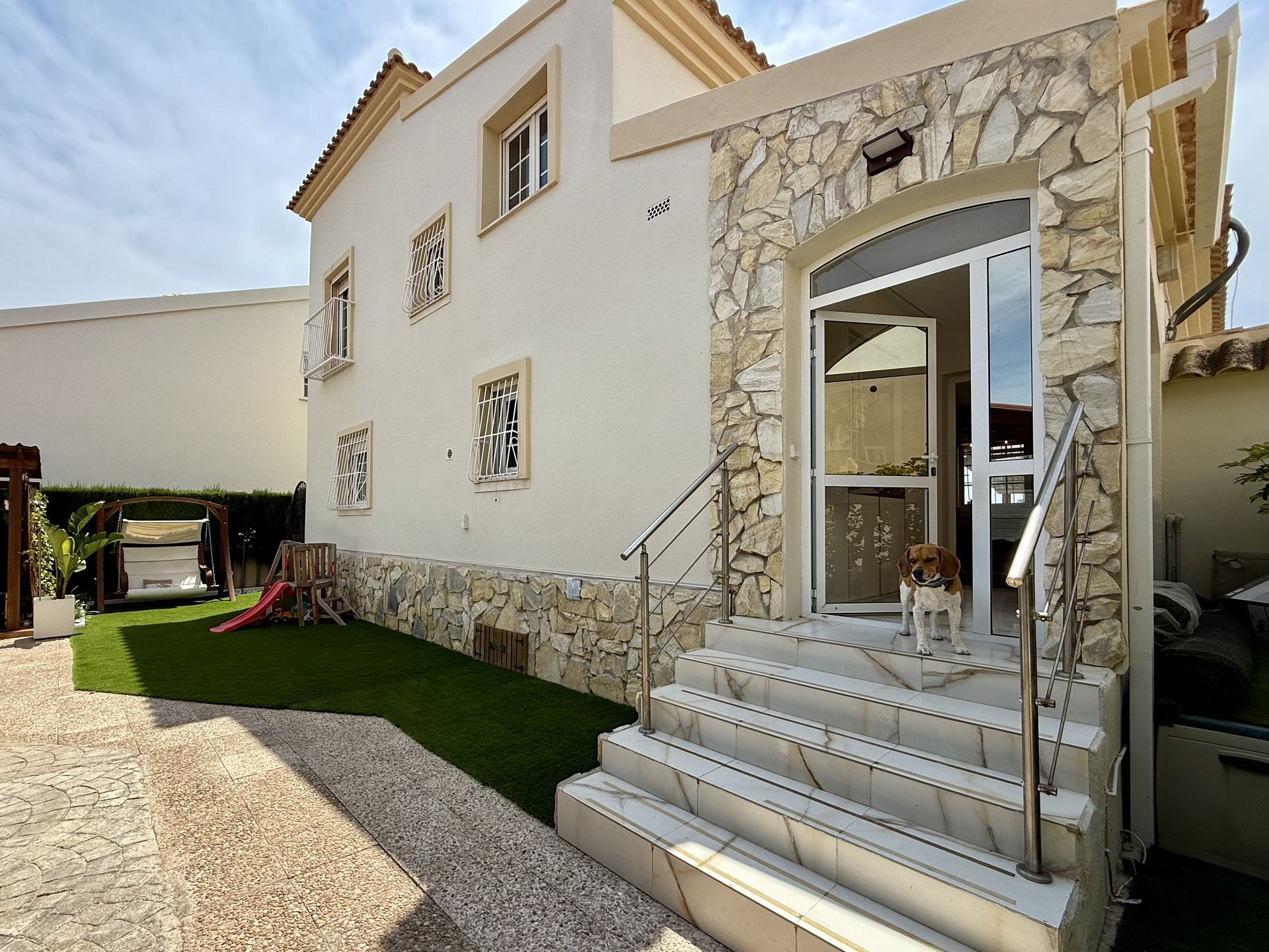 For sale - 4 Bedroom 3 Bathroom Villa in Orihuela Costa - Costa Blanca  - Alicante
