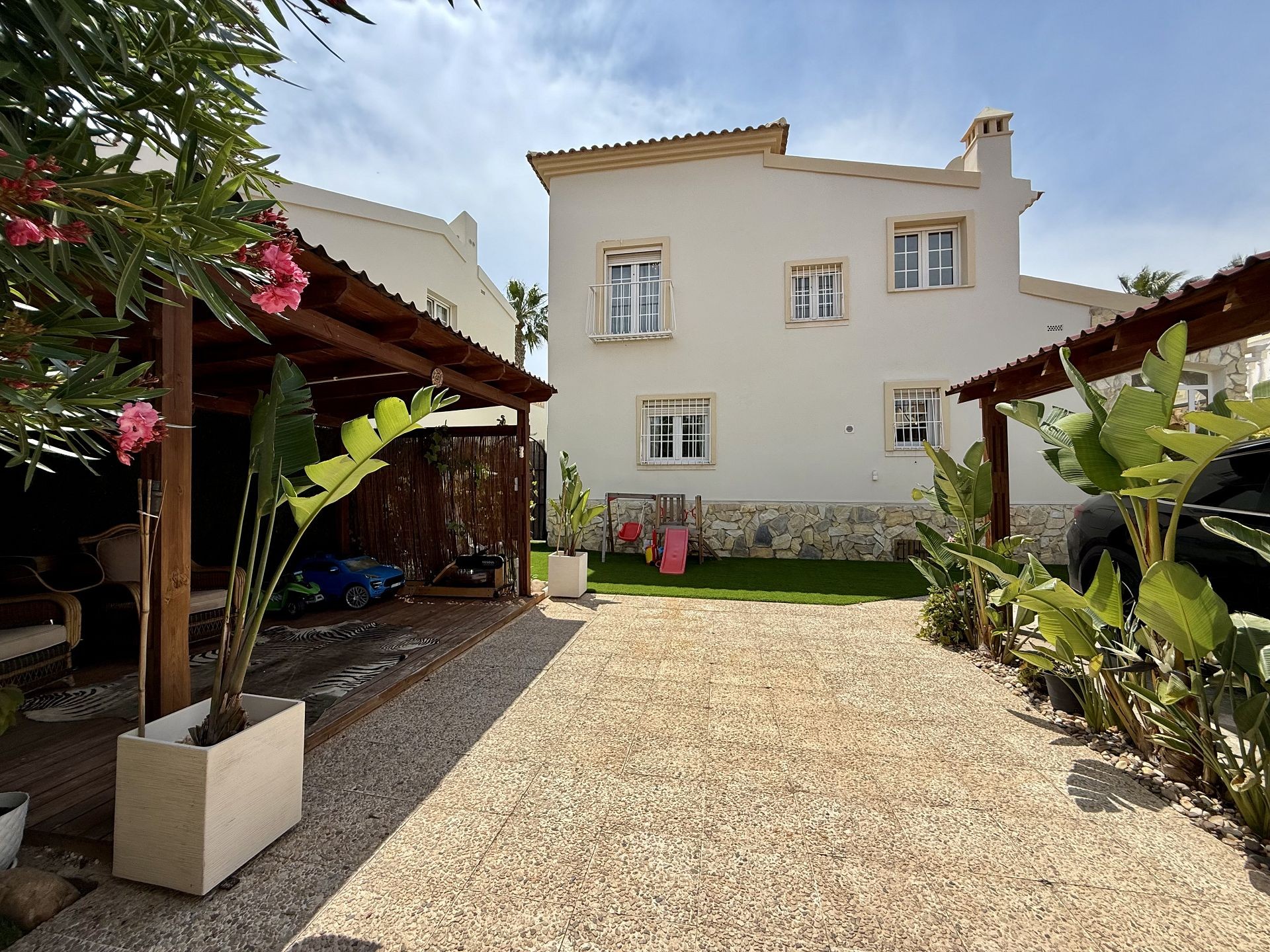 For sale - 4 Bedroom 3 Bathroom Villa in Orihuela Costa - Costa Blanca  - Alicante
