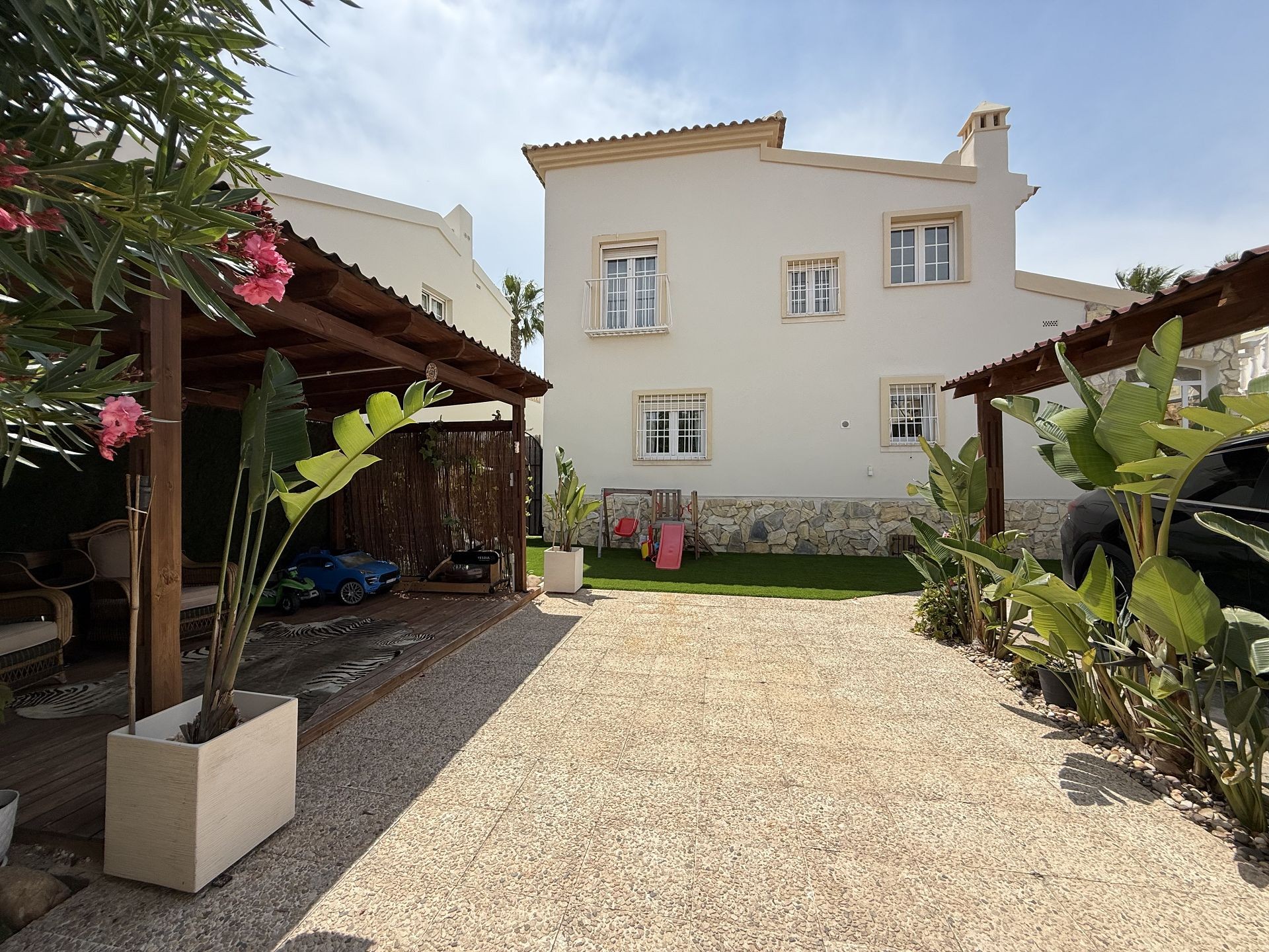For sale - 4 Bedroom 3 Bathroom Villa in Orihuela Costa - Costa Blanca  - Alicante