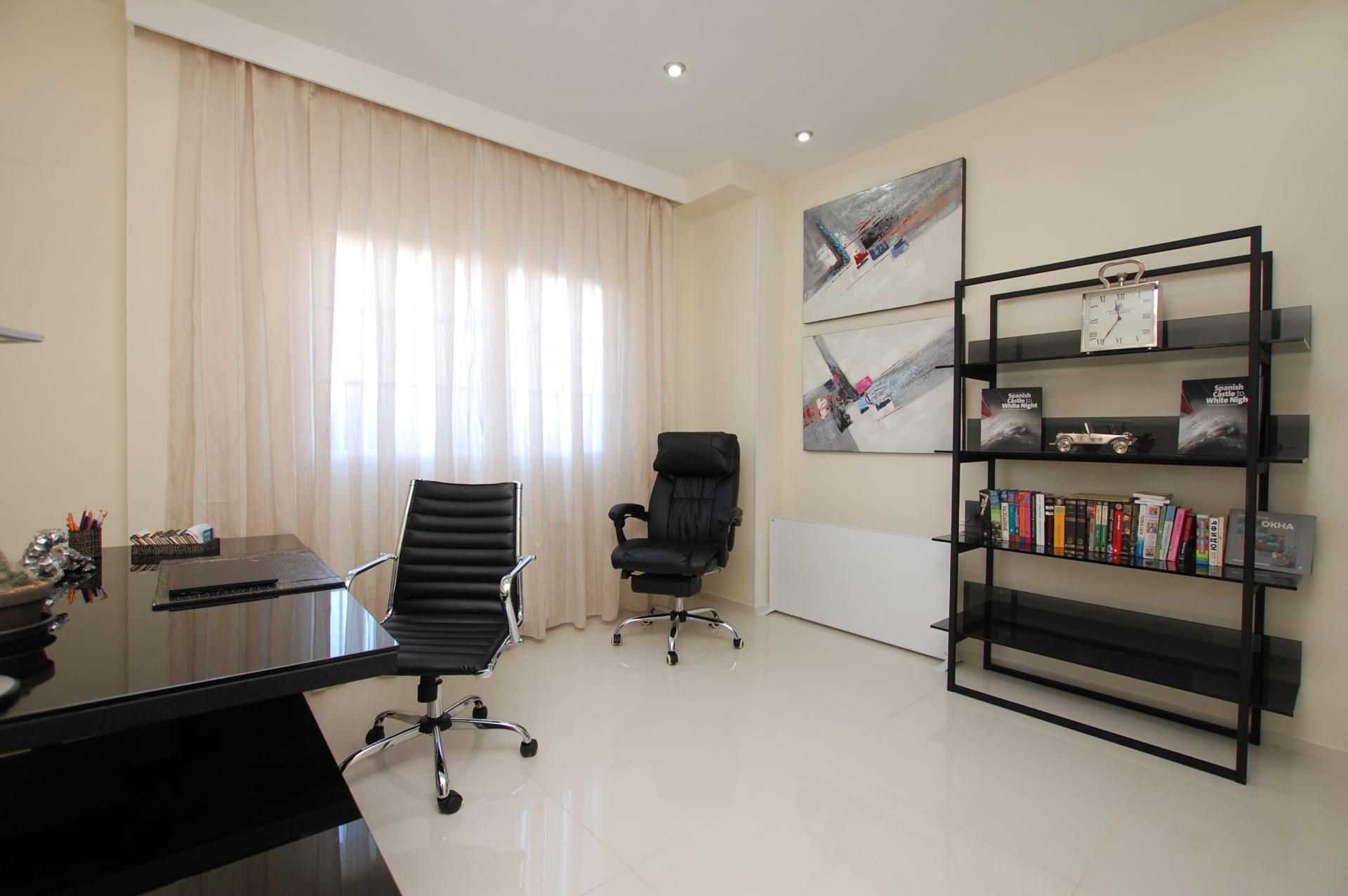 For sale - 5 Bedroom 4 Bathroom Villa in Ciudad Quesada - Costa Blanca  - Alicante