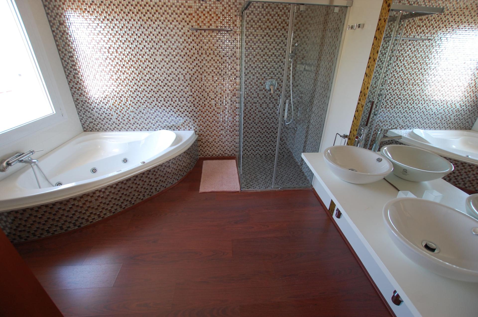 For sale - 5 Bedroom 4 Bathroom Villa in Ciudad Quesada - Costa Blanca  - Alicante
