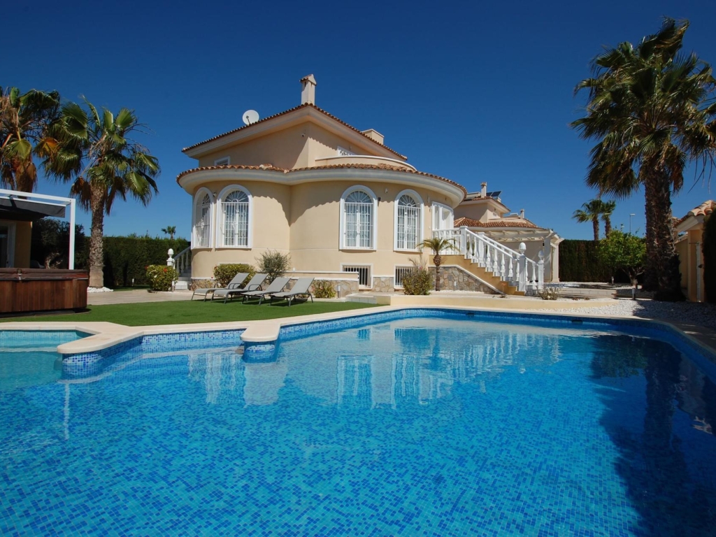 5 Bedroom 4 Bathroom Villa in Ciudad Quesada